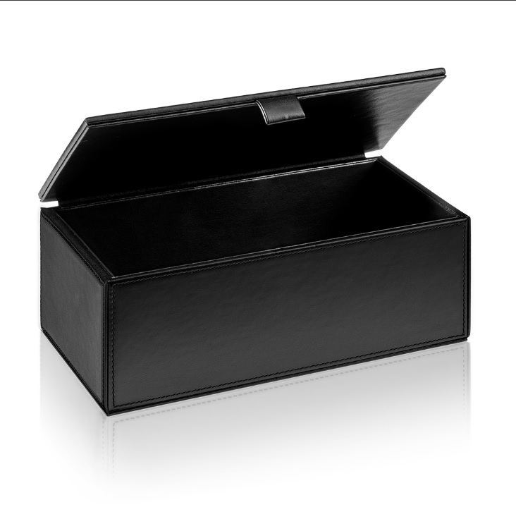 BROWNIE BMD2 niiskuskindlast kunstnahast karp kaanega – valge, must, liivabeež, taupe. Hind 63,80 € (km-ga)